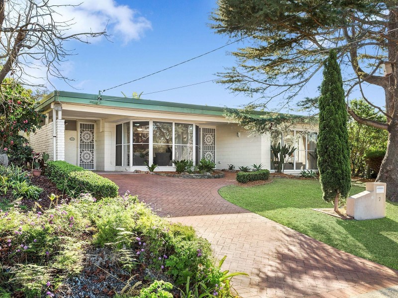 7 Gilbert Street, Sylvania NSW 2224