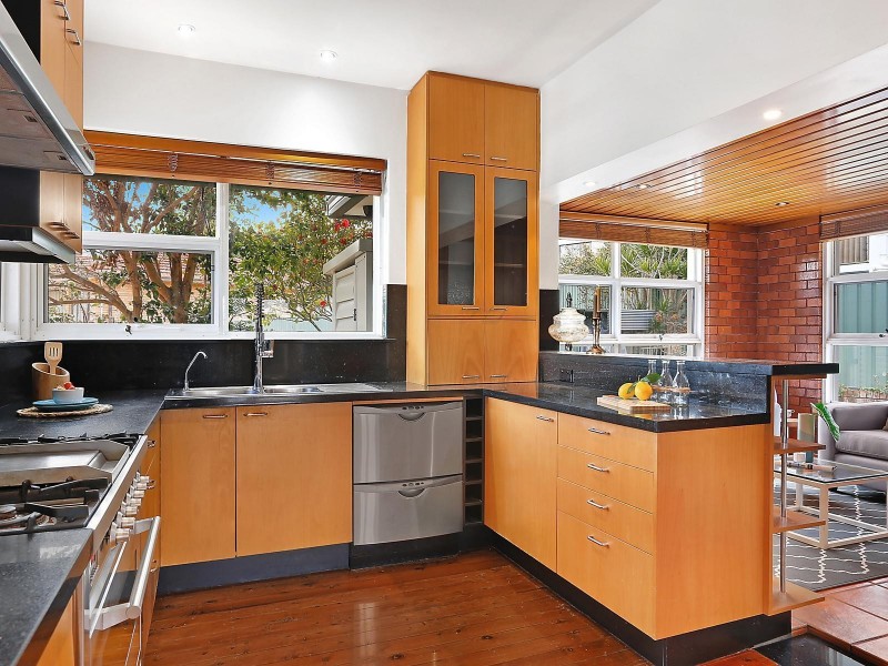 8 Marie Dodd Crescent, Blakehurst NSW 2221