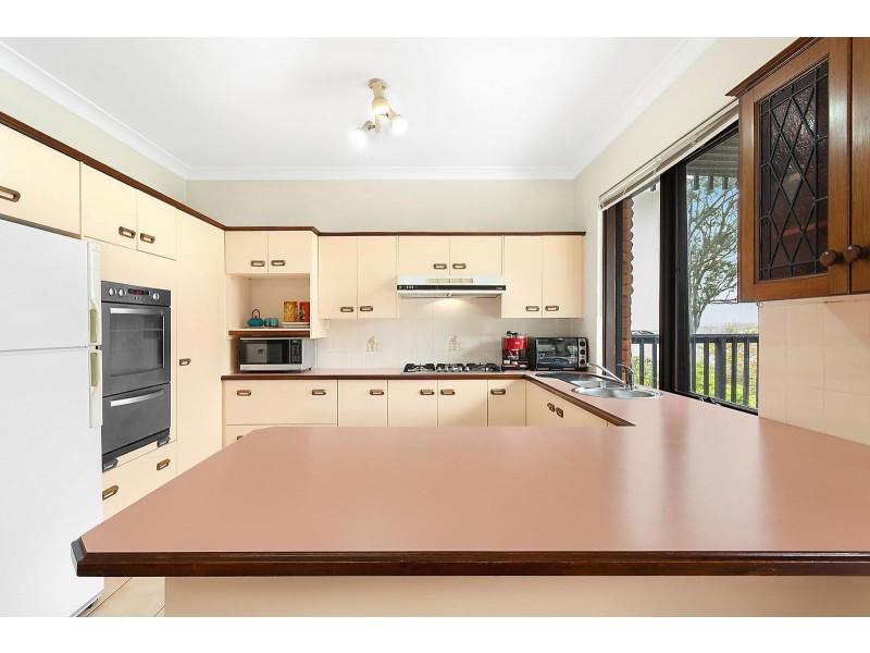 126 Lugarno Parade, Lugarno NSW 2210