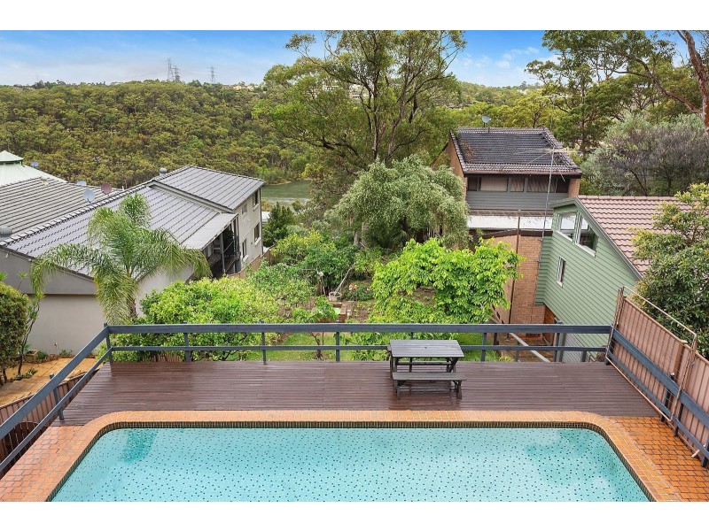 126 Lugarno Parade, Lugarno NSW 2210