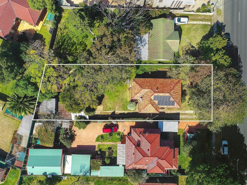 24 Belmore Road, Peakhurst NSW 2210