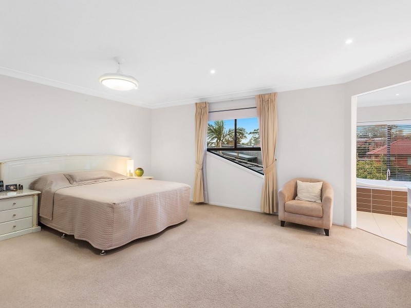 2 Allambee Crescent, Beverly Hills NSW 2209