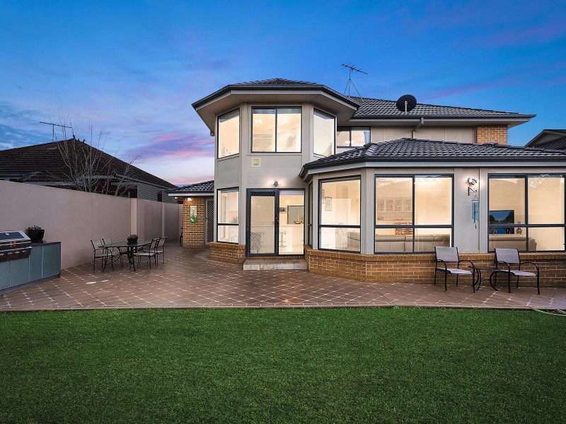 2 Allambee Crescent, Beverly Hills NSW 2209