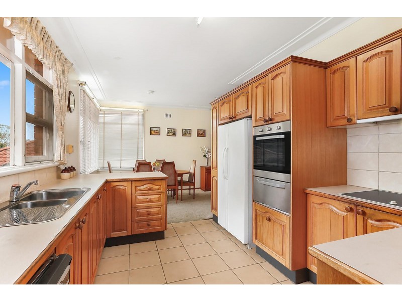 9 Neville Street, Oatley NSW 2223