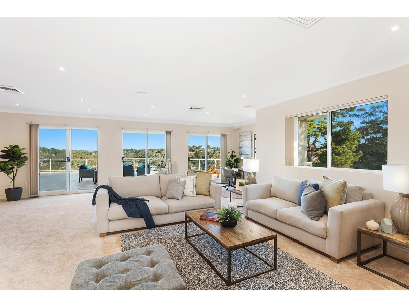 8/81 Woodlands Avenue, Lugarno NSW 2210