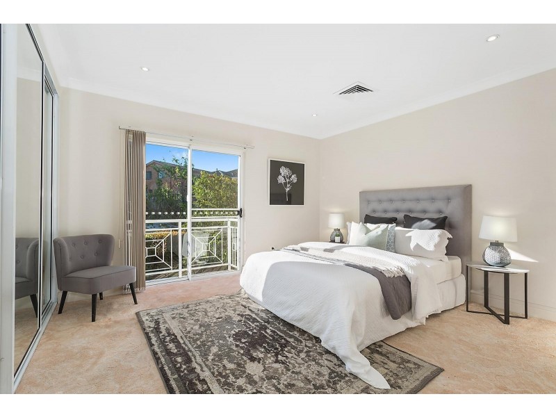 8/81 Woodlands Avenue, Lugarno NSW 2210