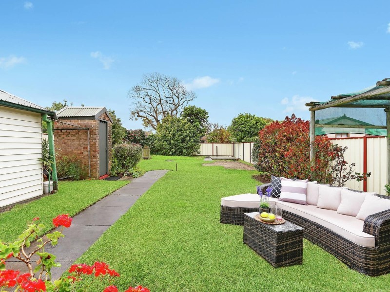 52 Edward Street, Carlton NSW 2218