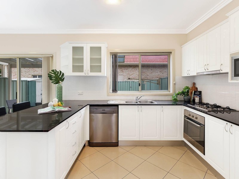 2/85 Arab Road, Padstow NSW 2211