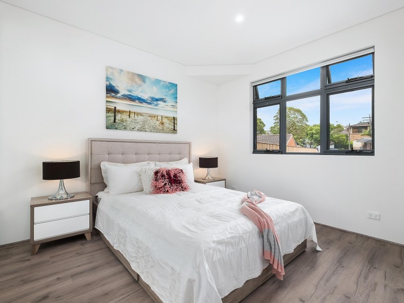 121/98 Payten Avenue, Roselands NSW 2196