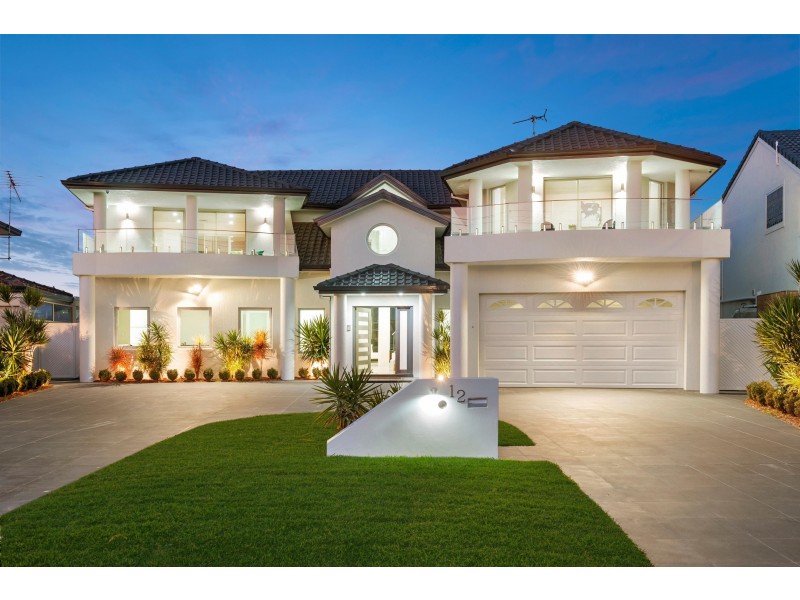 12 Castlereagh Crescent, Sylvania Waters NSW 2224