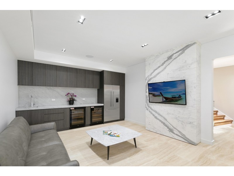 261 Connells Point Road, Connells Point NSW 2221