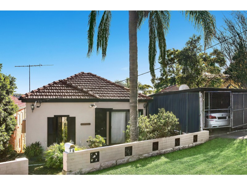 18 Moons Avenue, Lugarno NSW 2210