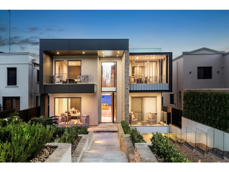 16 Townson Street, Blakehurst NSW 2221