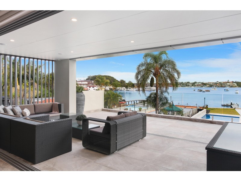 16 Townson Street, Blakehurst NSW 2221