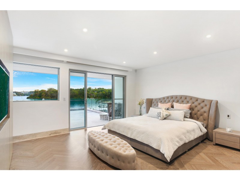 16 Townson Street, Blakehurst NSW 2221