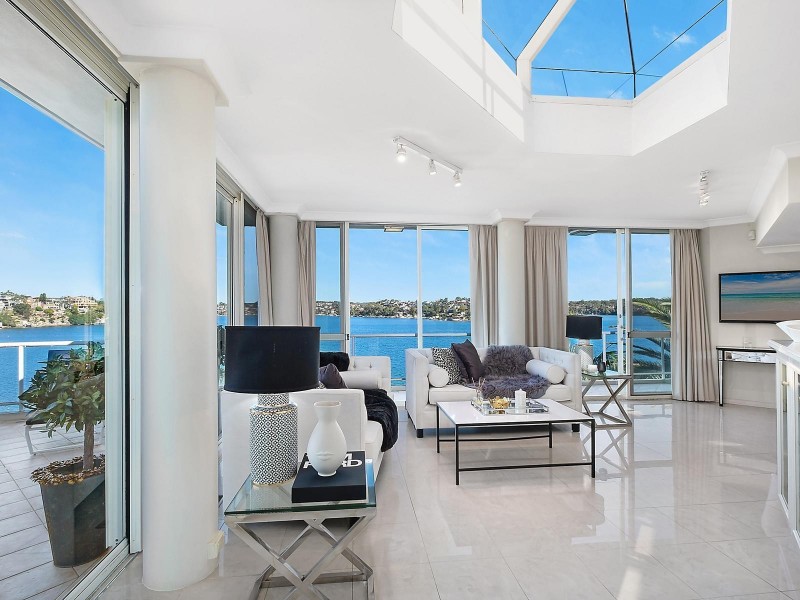 36 Pleasant Way, Blakehurst NSW 2221