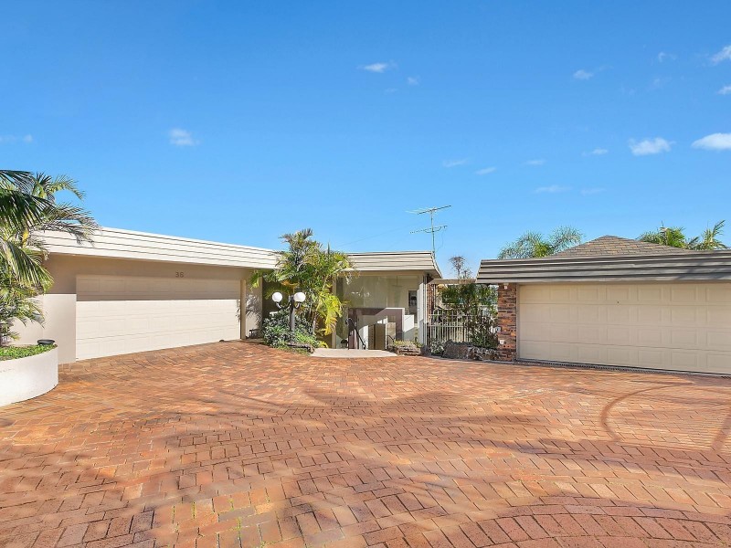 36 Pleasant Way, Blakehurst NSW 2221