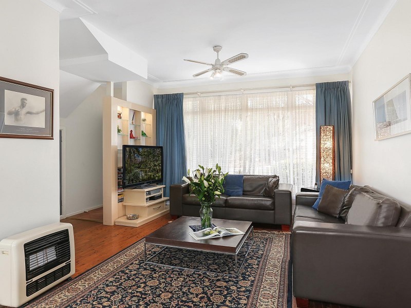 41 Acacia Road, Kirrawee NSW 2232