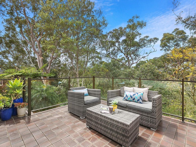 12 Booyong Avenue, Lugarno NSW 2210