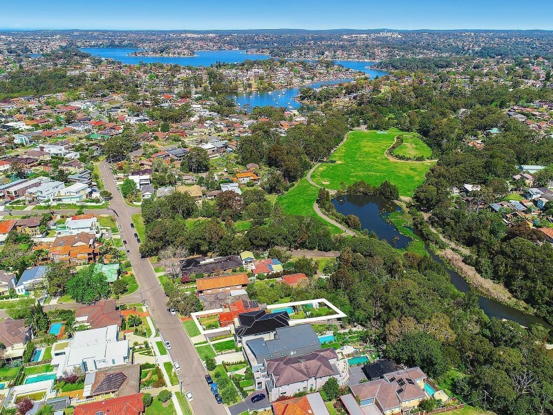 9 West Crescent, Hurstville Grove NSW 2220