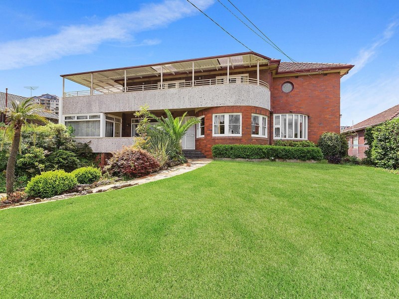 8 Neirbo Avenue, Hurstville NSW 2220