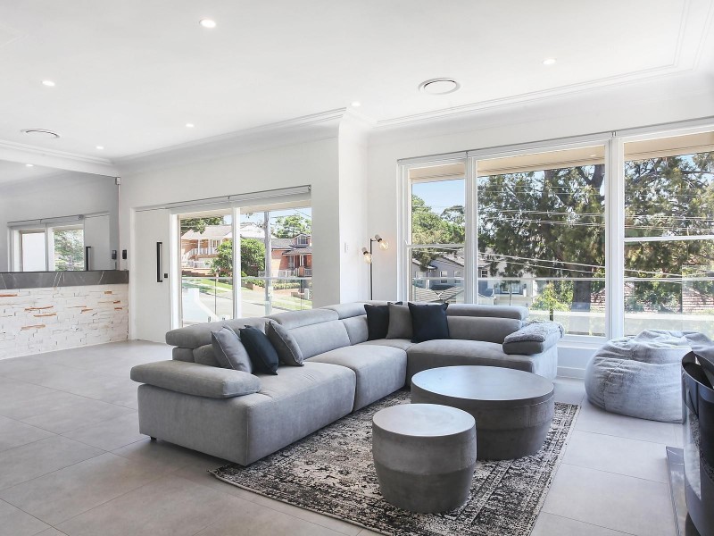 22 Stuart Street, Blakehurst NSW 2221