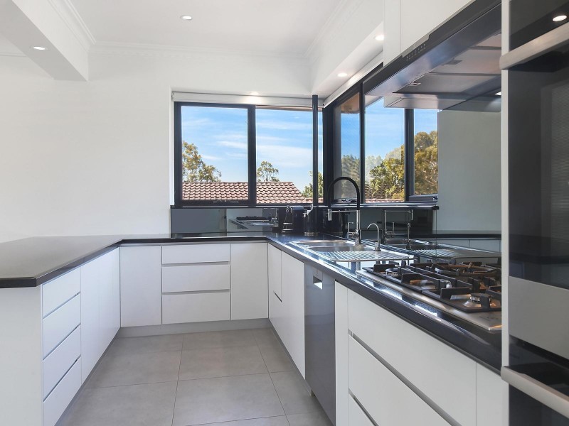 22 Stuart Street, Blakehurst NSW 2221