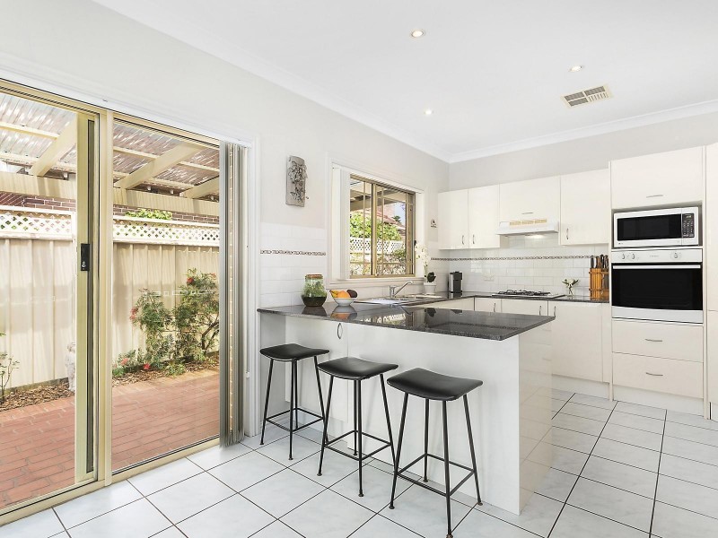 1/39 Amy Road, Peakhurst NSW 2210