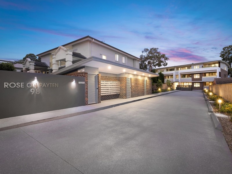 211/98 Payten Avenue, Roselands NSW 2196