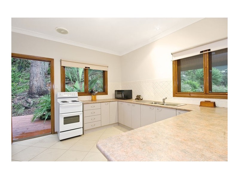 6B Booyong Avenue, Lugarno NSW 2210