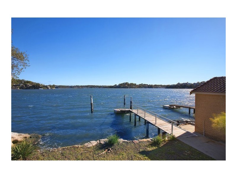 225 Stuart Street, Blakehurst NSW 2221