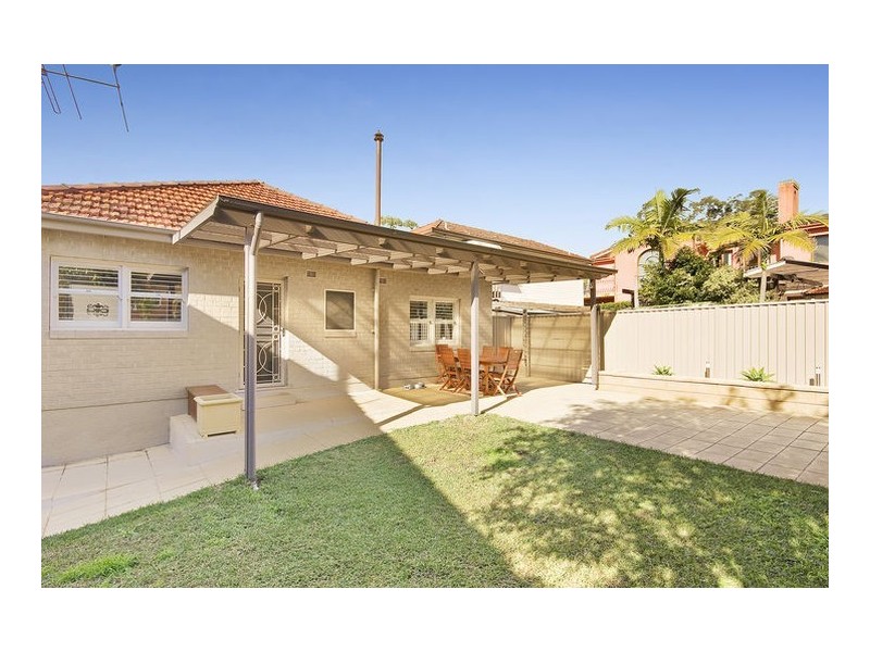 23 Beach Street, Blakehurst NSW 2221