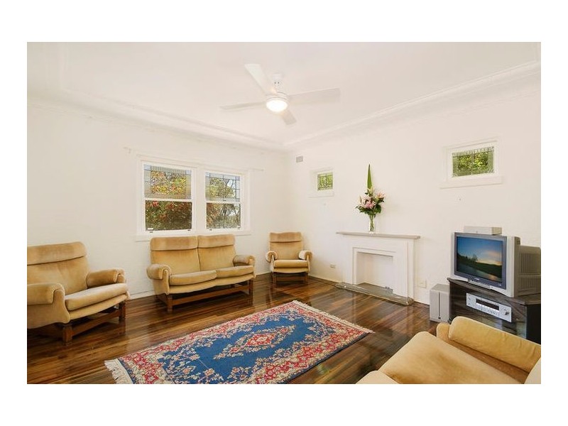 14 Central Avenue, Como NSW 2226