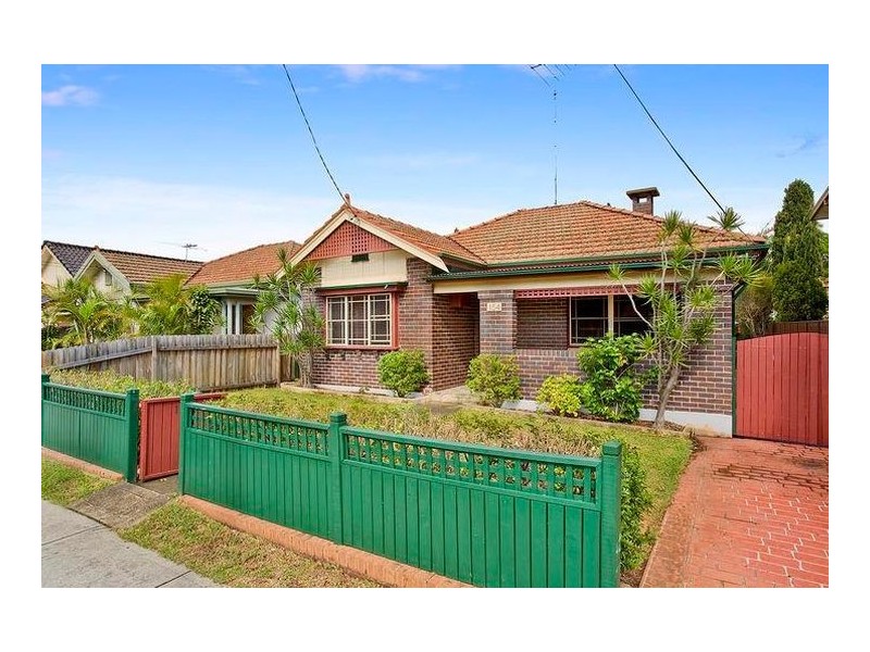 154 Napoleon Street, Sans Souci NSW 2219