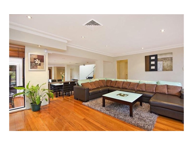 137 Laycock Road, Hurstville Grove NSW 2220