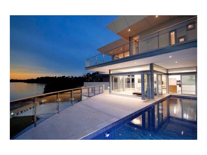 101 Tara Street, Kangaroo Point NSW 2224
