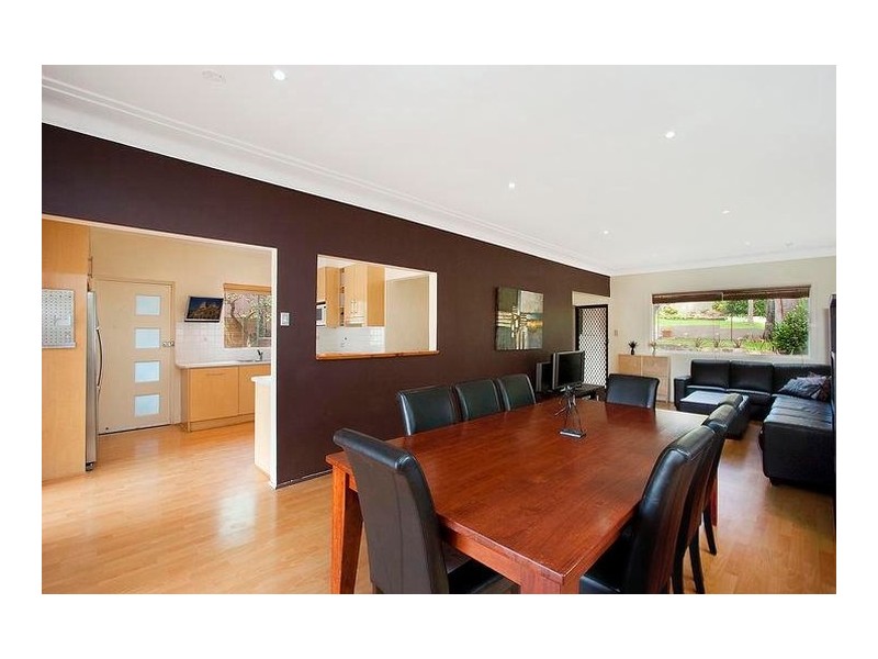 24  Lansdowne Parade, Oatley NSW 2223