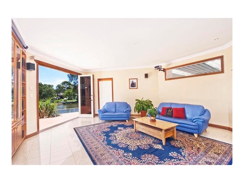 11  Auld Avenue, Milperra NSW 2214