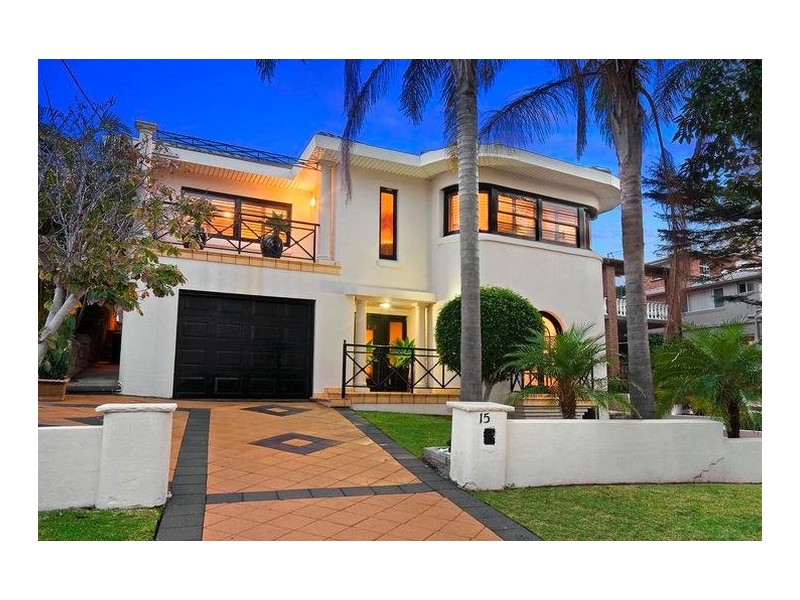 15 Benwerrin Avenue, Carss Park NSW 2221