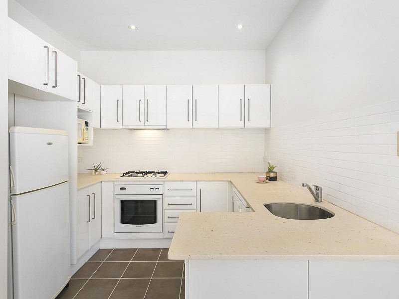 2/46 Ferndale Street, Killarney Vale NSW 2261