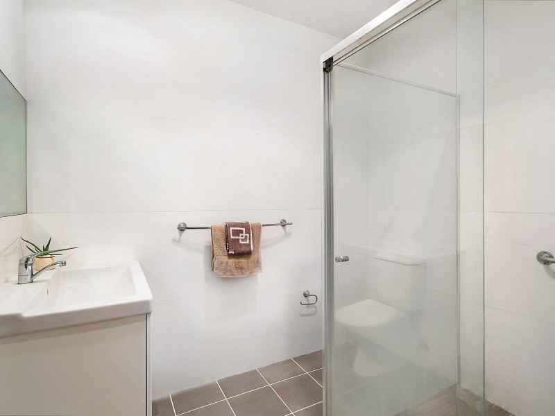 2/46 Ferndale Street, Killarney Vale NSW 2261