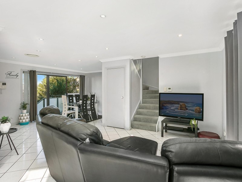 2/5 Coogee Avenue, The Entrance North NSW 2261