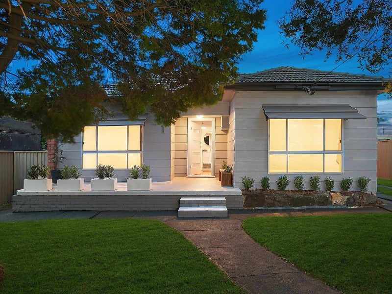 1 Norman Street, Toukley NSW 2263