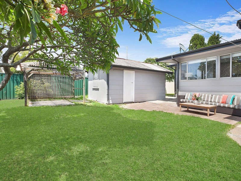 1 Norman Street, Toukley NSW 2263