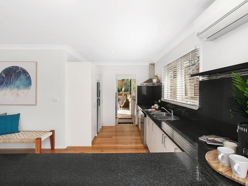 196 Lakedge Avenue, Berkeley Vale NSW 2261