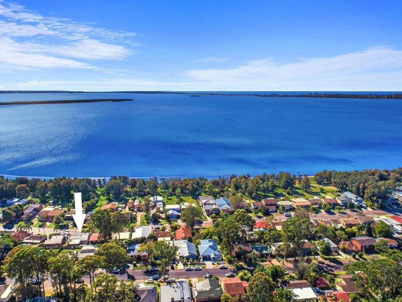 196 Lakedge Avenue, Berkeley Vale NSW 2261
