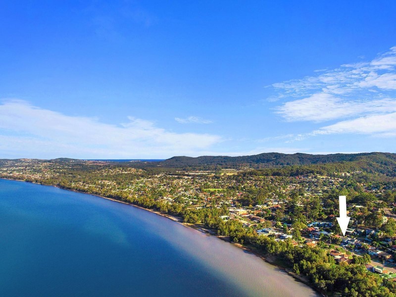 196 Lakedge Avenue, Berkeley Vale NSW 2261