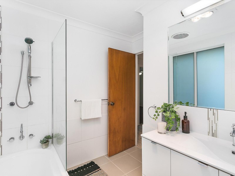 8 Martin Close, Chittaway Bay NSW 2261