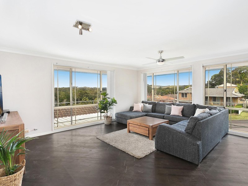 11 Jacaranda Avenue, Glenning Valley NSW 2261