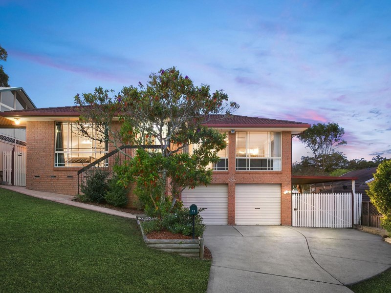11 Jacaranda Avenue, Glenning Valley NSW 2261